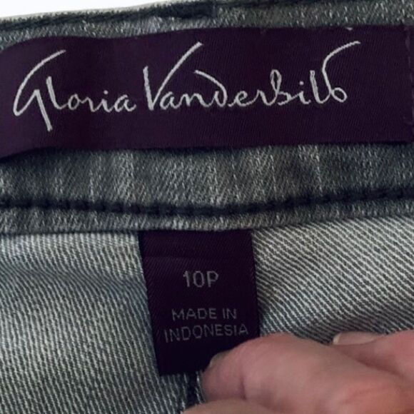 Gloria Vanderbilt Amanda Gray Bootcut Jeans Size 10P - Picture 8 of 10